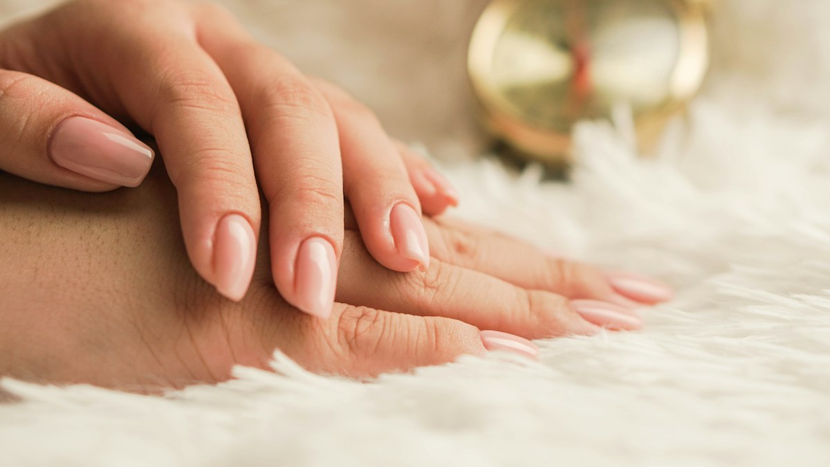 Complete Nutrition Guide for Nail Strength
